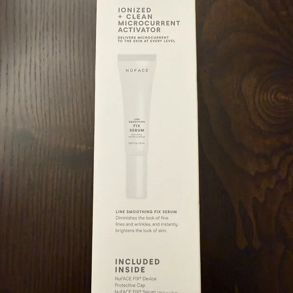 New NuFACE Line Smoothing Device with Serum - Picture 2 of 5